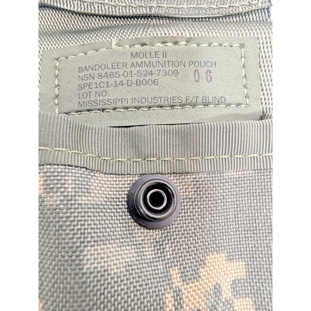 US Milttary ACU MOLLE II Bandoleer, Triple Mag, Assorted Pouches - 7 total items - Picture 7 of 16